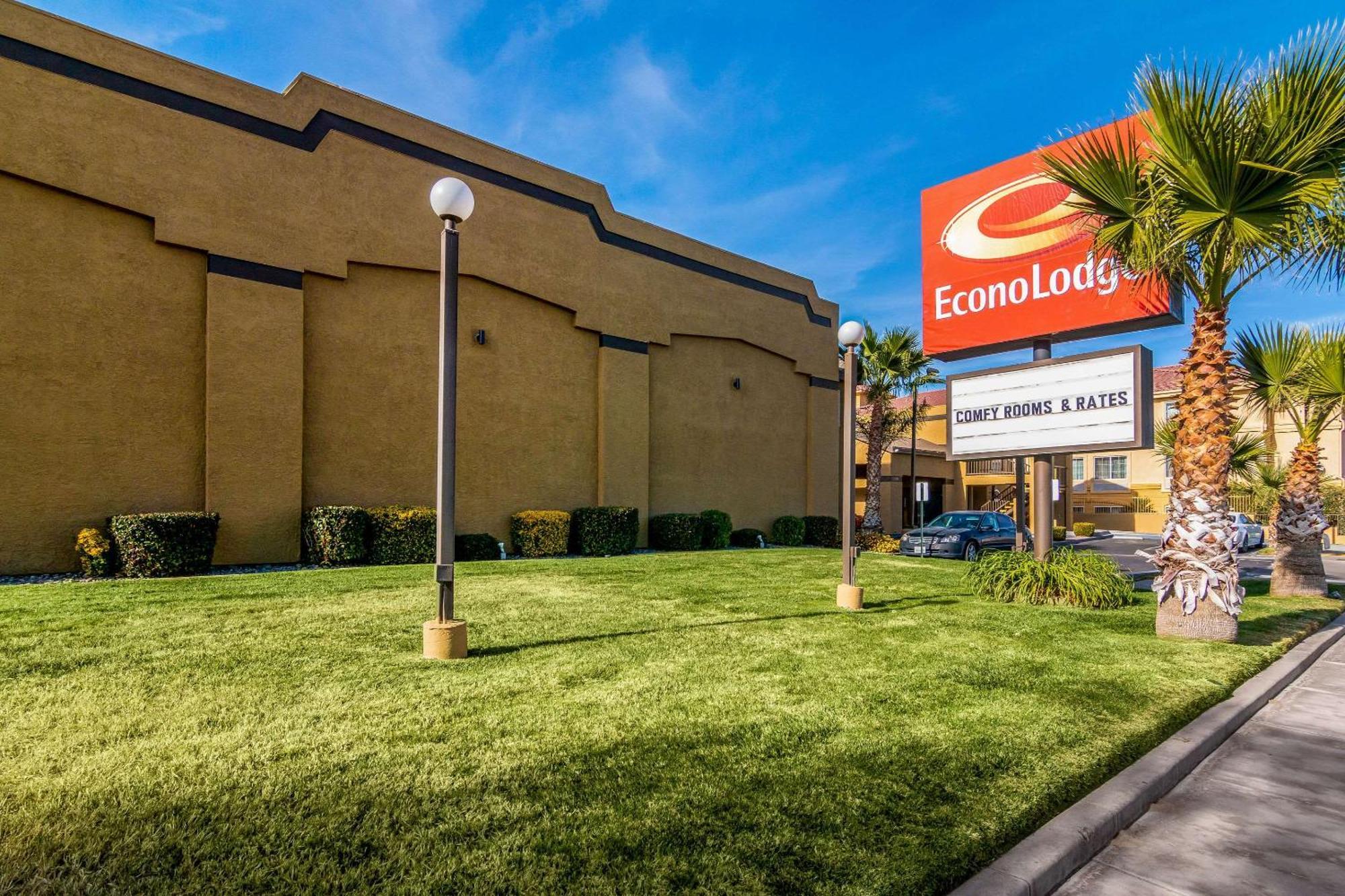 Econo Lodge Hesperia - Victorville I-15 Экстерьер фото