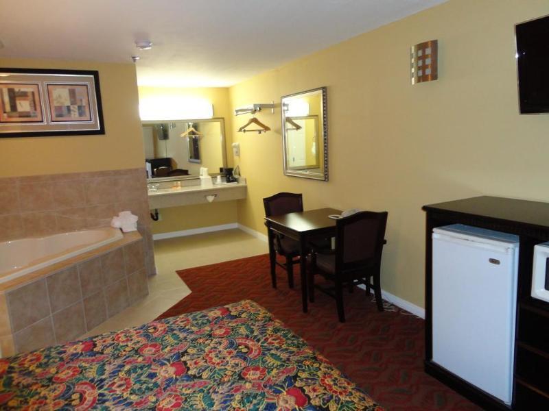 Econo Lodge Hesperia - Victorville I-15 Номер фото
