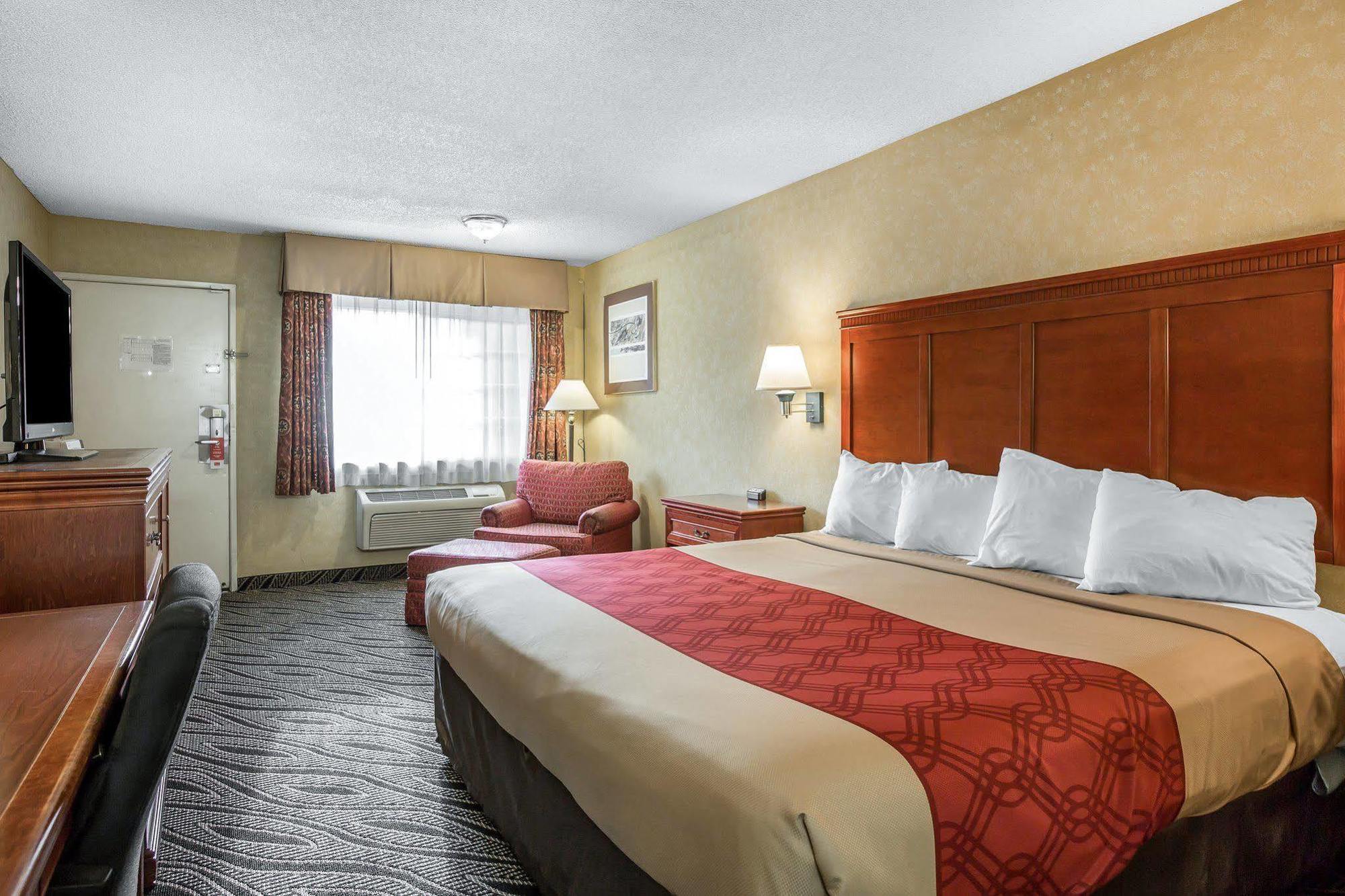 Econo Lodge Hesperia - Victorville I-15 Экстерьер фото