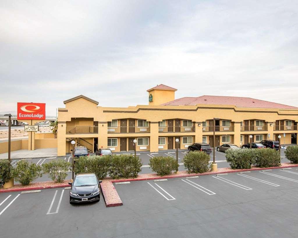 Econo Lodge Hesperia - Victorville I-15 Экстерьер фото