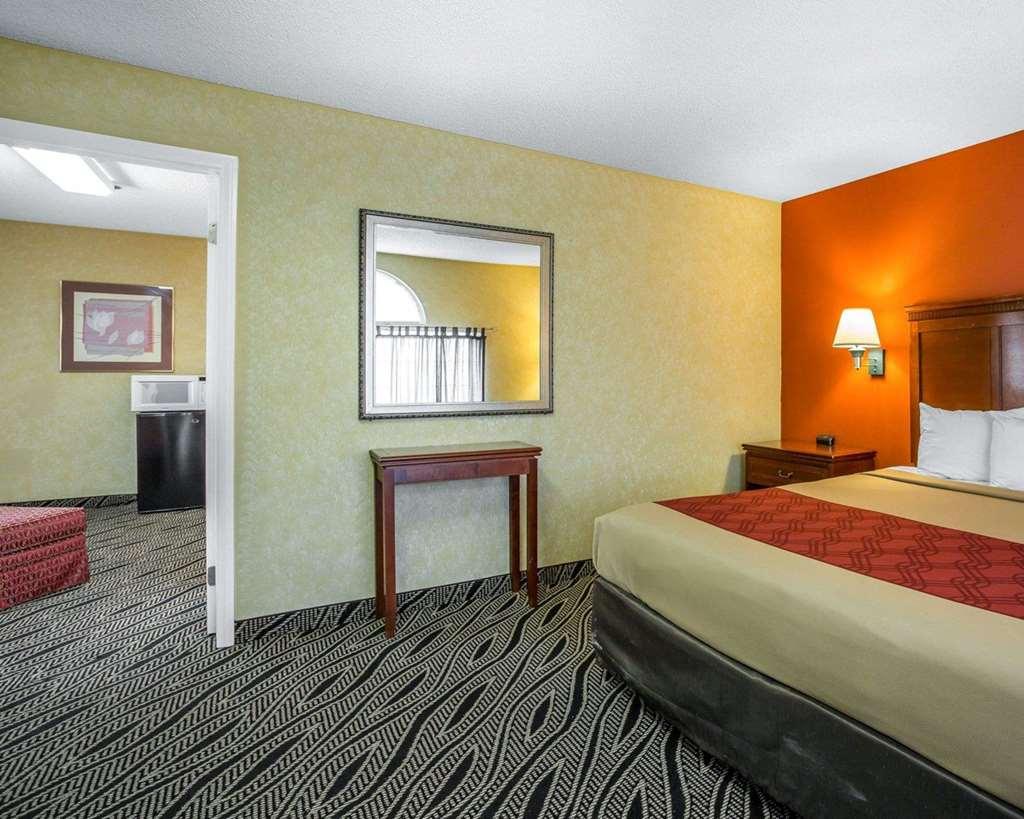 Econo Lodge Hesperia - Victorville I-15 Номер фото